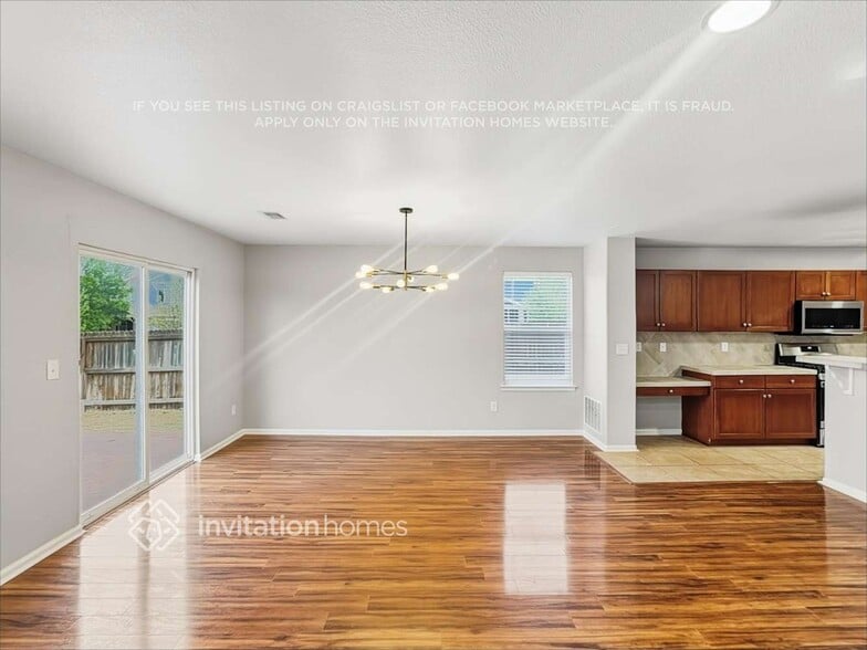 Building Photo - 893 Lehigh Cir
