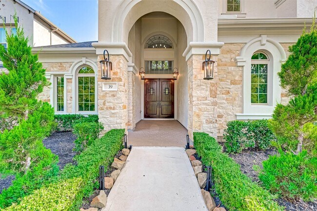 Building Photo - 39 Marino Dr