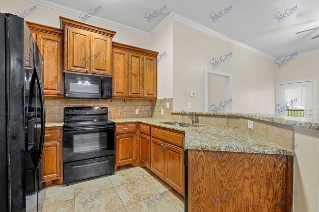 Building Photo - 301 County Rd 207