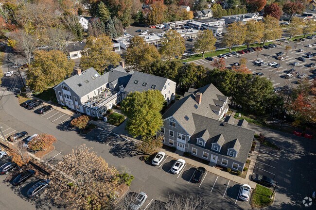 Building Photo - Hidden Brook