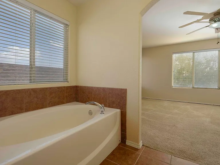 Building Photo - 2836 Meriwether St