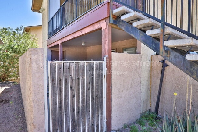 Building Photo - 2729 N Salem