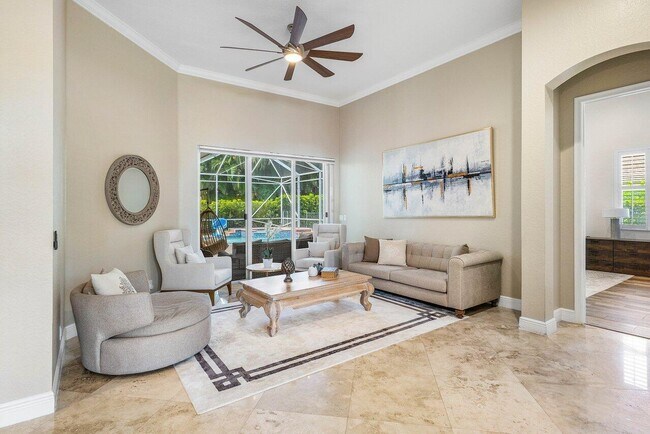 Building Photo - 4675 Manderly Dr