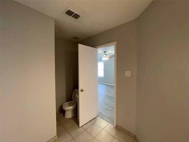 Building Photo - 4611 Wedgewood Dr