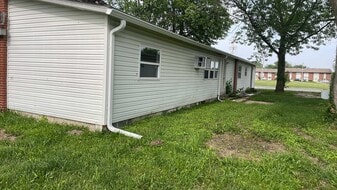 Building Photo - 409 Joan Dr