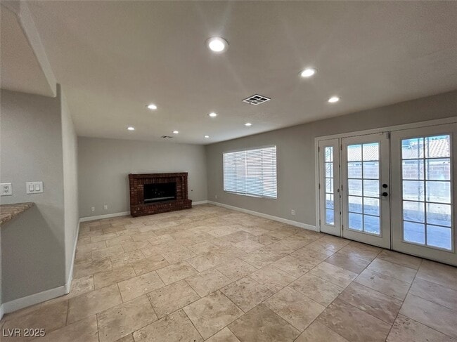 Building Photo - 1480 La Brea Rd