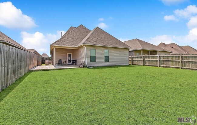Building Photo - 1224 Gentle Wind Dr