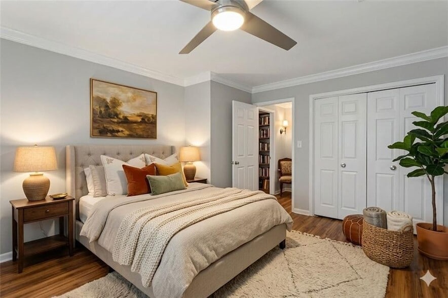 Building Photo - 23214 Plantation Dr NE