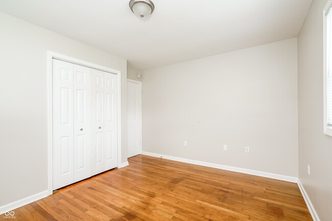 Building Photo - 124 Rose Ln