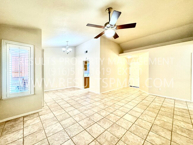 Building Photo - Charming 3-Bedroom Home in Prime Location