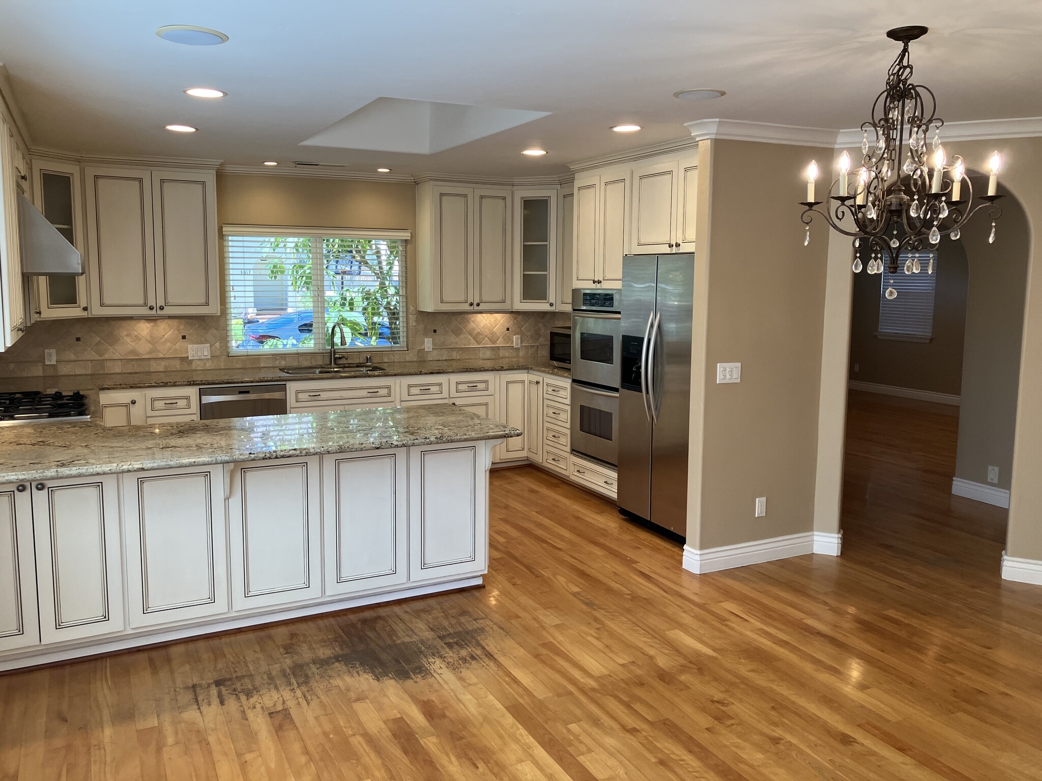 Building Photo - 1466 Iris Ct