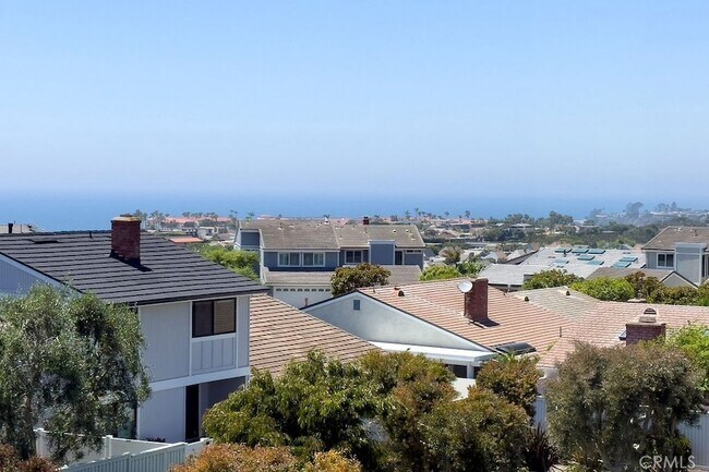 Building Photo - 33925 Faeroe Bay