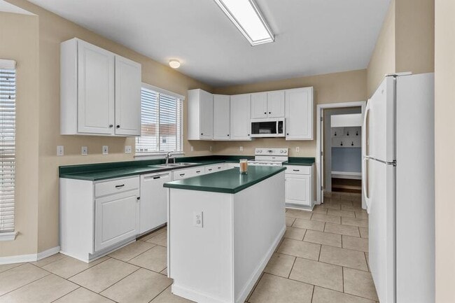 Building Photo - 612 Zumwalt Crossing