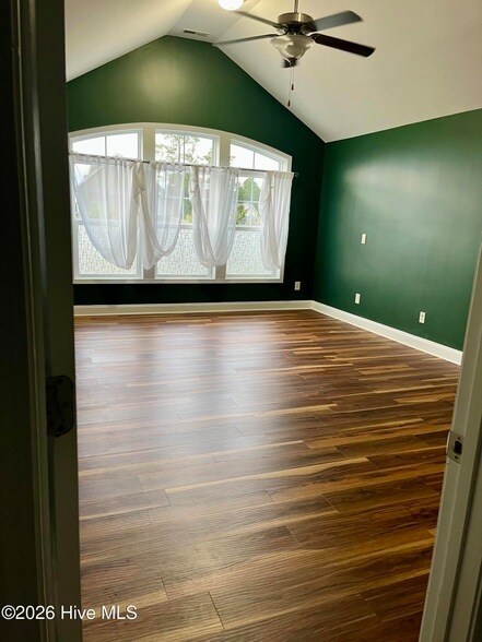 Building Photo - 276 Turriff Way