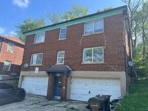 Building Photo - Spacious, Newly Updated 1-Bed Near UC & Downtown — Off-Street Parking, Radiant Heat