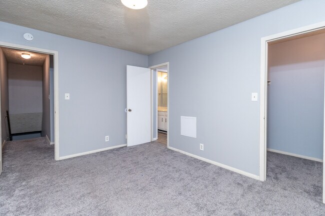 Building Photo - 9157 Cedarpark Ln NW