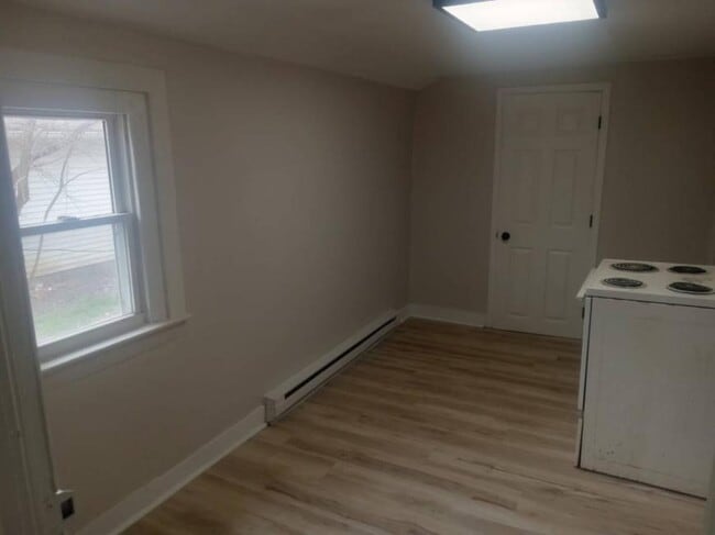 Building Photo - 1.0 bedroom in Richmond Indiana 47374