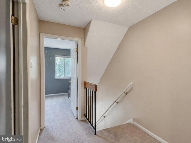 Building Photo - 326 Brigade Ct