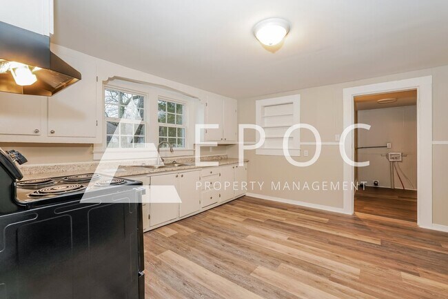 Building Photo - 2943 Broadbay Dr