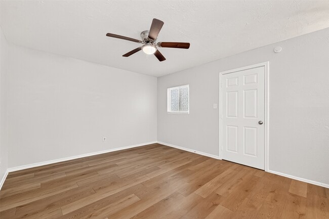 Building Photo - 17421 Ranch Country Rd