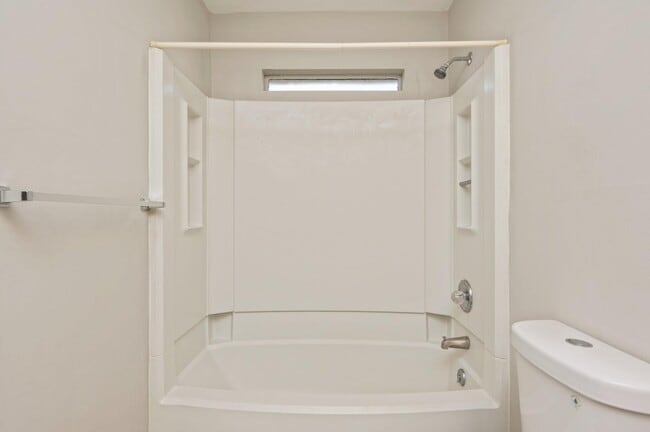 Building Photo - 96 Catamaran Ln