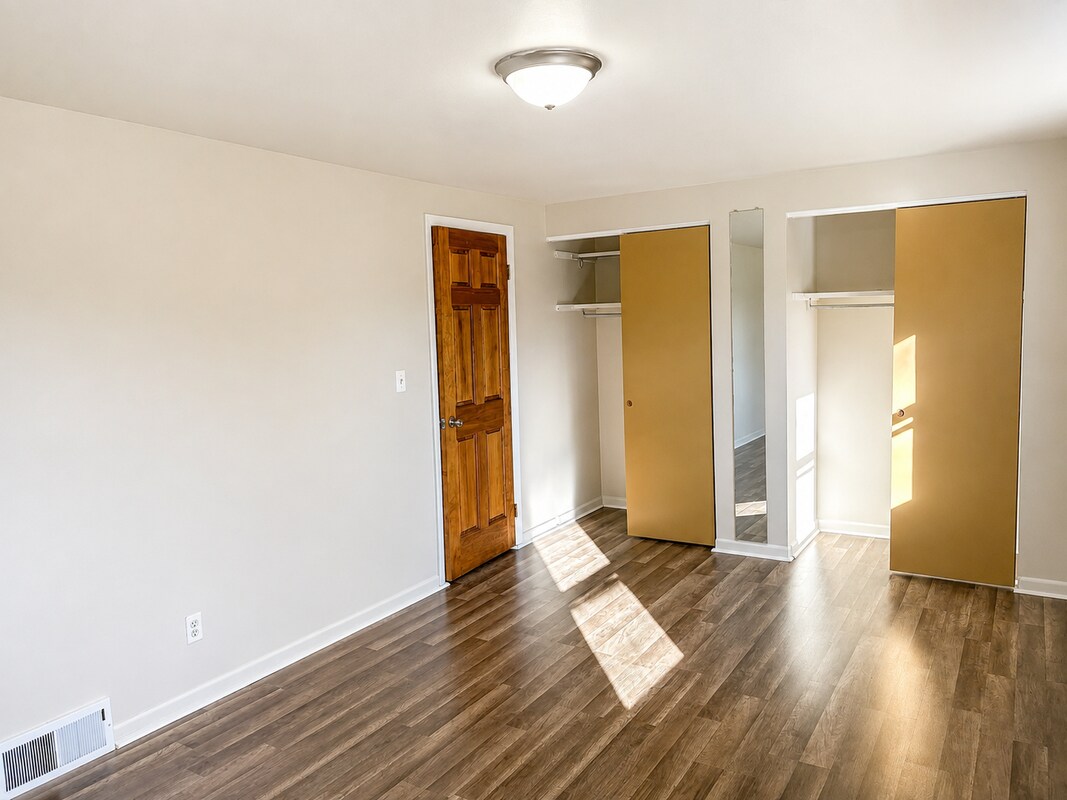 Building Photo - 100 Brittany Dr