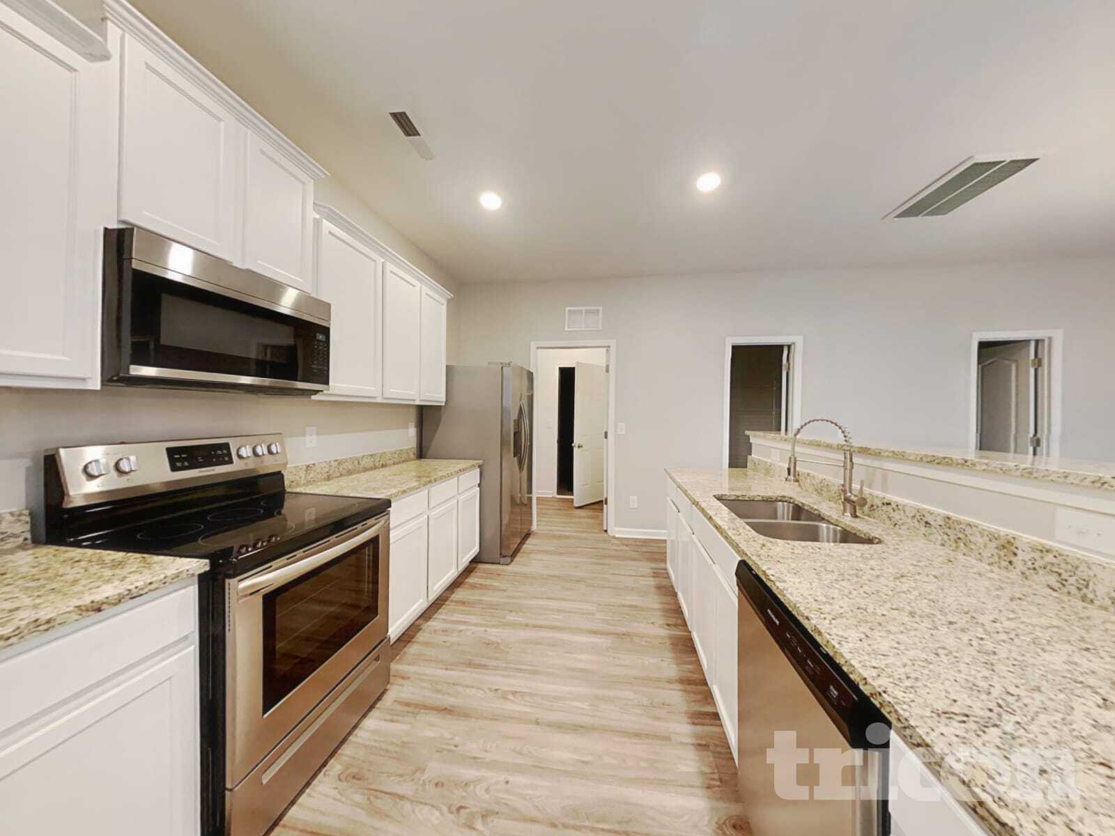 Building Photo - 945 Joselynn Drive