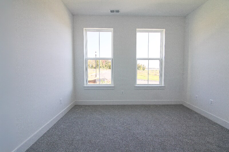 Building Photo - 1722 Blacksmith Wy