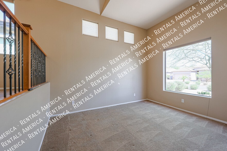 Building Photo - 3117 W Espartero Way