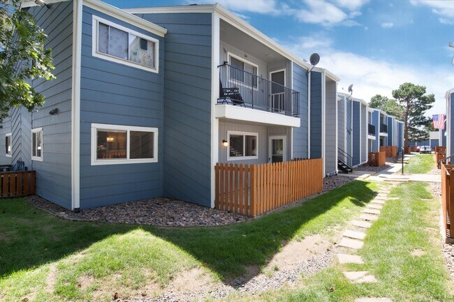 Building Photo - 2375 E Geddes Ave