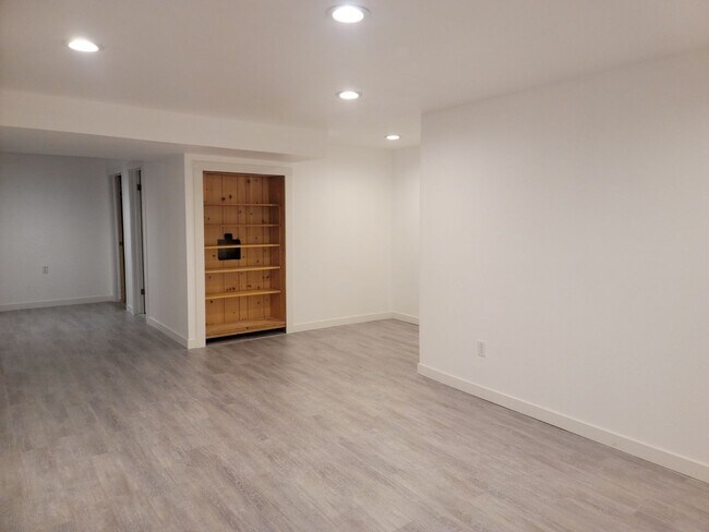 Building Photo - 5518 Marshall Road