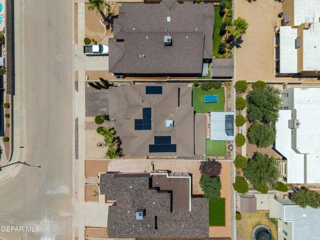 Building Photo - 3733 Tierra Campa Dr