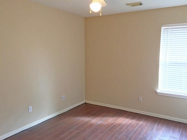 Building Photo - 7411 Orchard Hills Ln