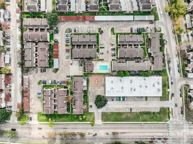 Building Photo - 10075 Westpark Dr