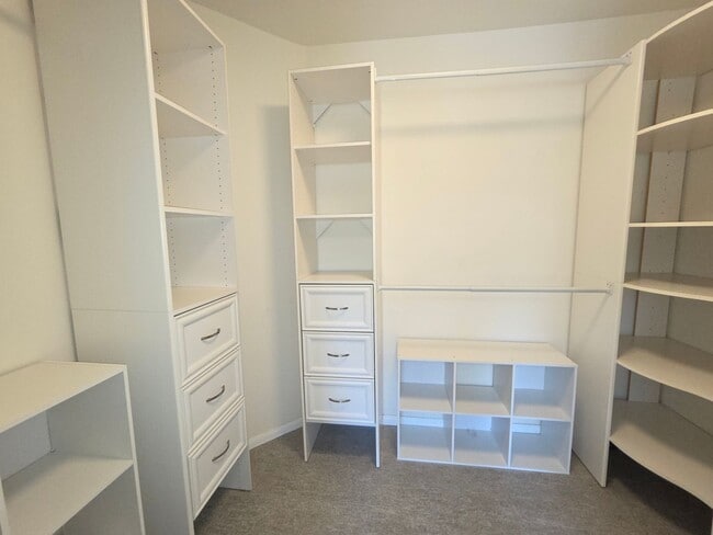 Building Photo - Gorgeous Upgraded Sabre Springs Home