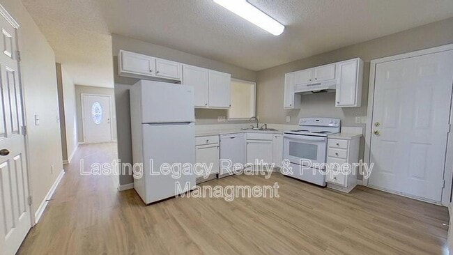 Building Photo - 4613 Mallard Creek Dr