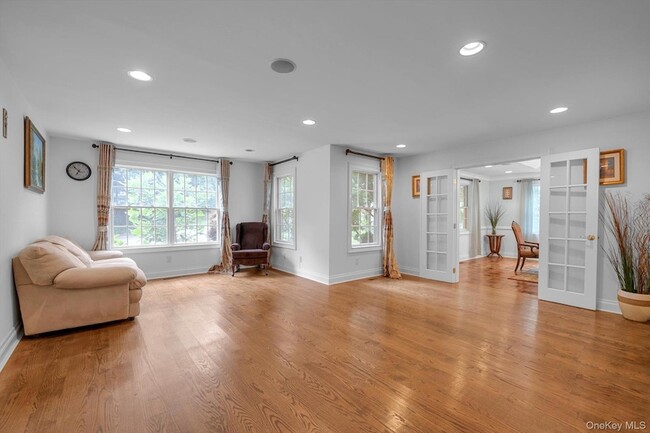 Building Photo - 87 Arleigh Rd