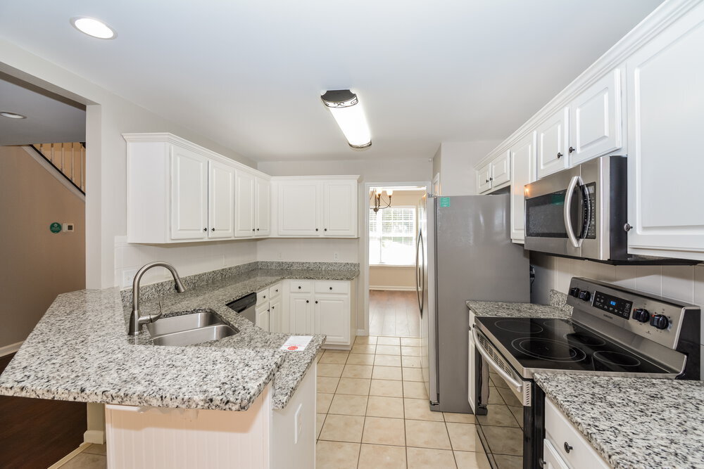 Building Photo - 6553 Broken Bow Dr