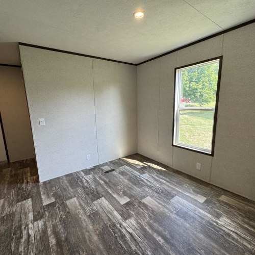 Building Photo - 509 W Terry Dr