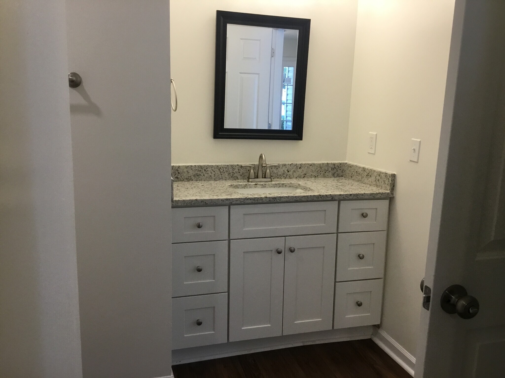 Building Photo - 133 Cameron Way Cir