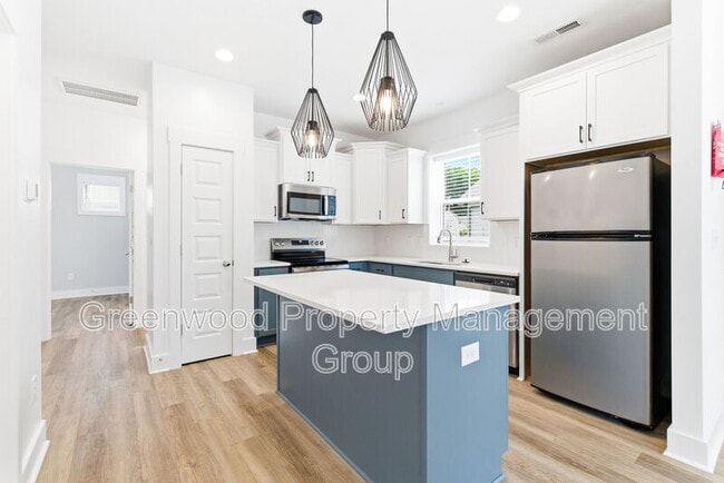 Building Photo - 4003 Nairn Dr