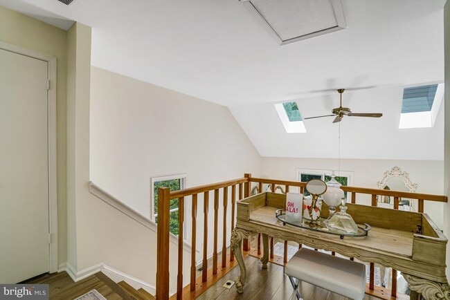 Building Photo - 7531 Chrisland Cove