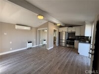 Building Photo - 1373 W 12th St