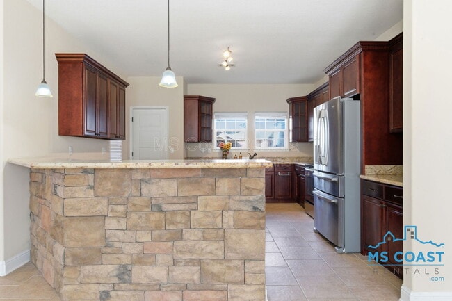 Building Photo - 2012 Parkview Cove