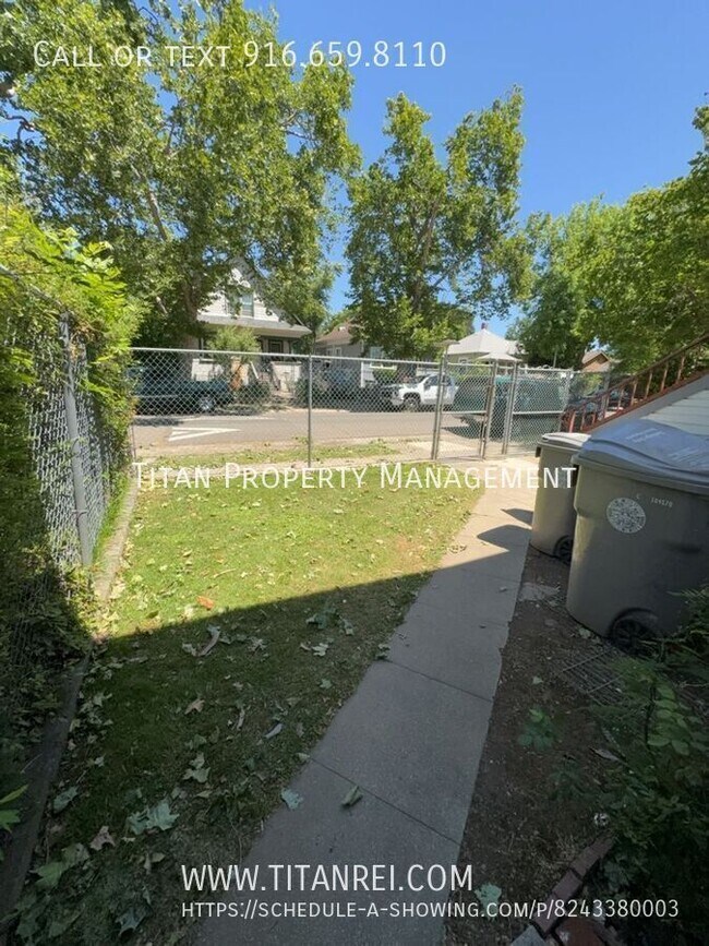 Building Photo - 3402 7th Ave