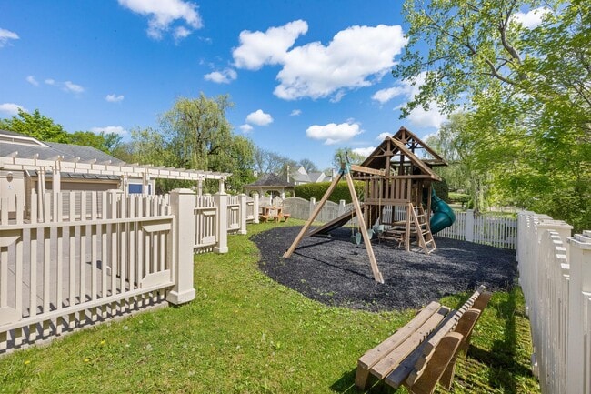 Building Photo - 2802 Morgan Dr