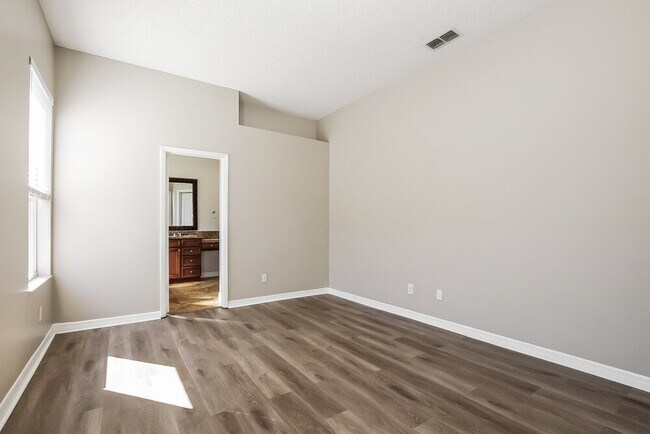 Building Photo - 2714 Cahill Way