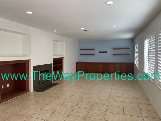 Building Photo - 15058 Zircon Dr