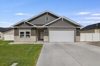 Building Photo - 1419 Blue Grouse Way