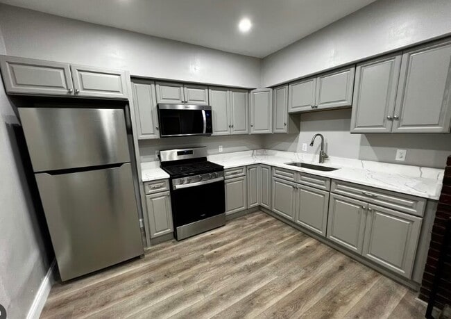 Building Photo - 95 Norfolk St